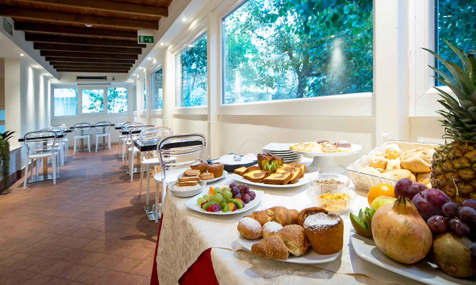 media.Slide_Colazione_1AtmosphereSuiteHotelRimini